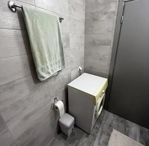 Apartamento κεντρικό θέα θάλασσα/dt 1br 75m2 By Sea *